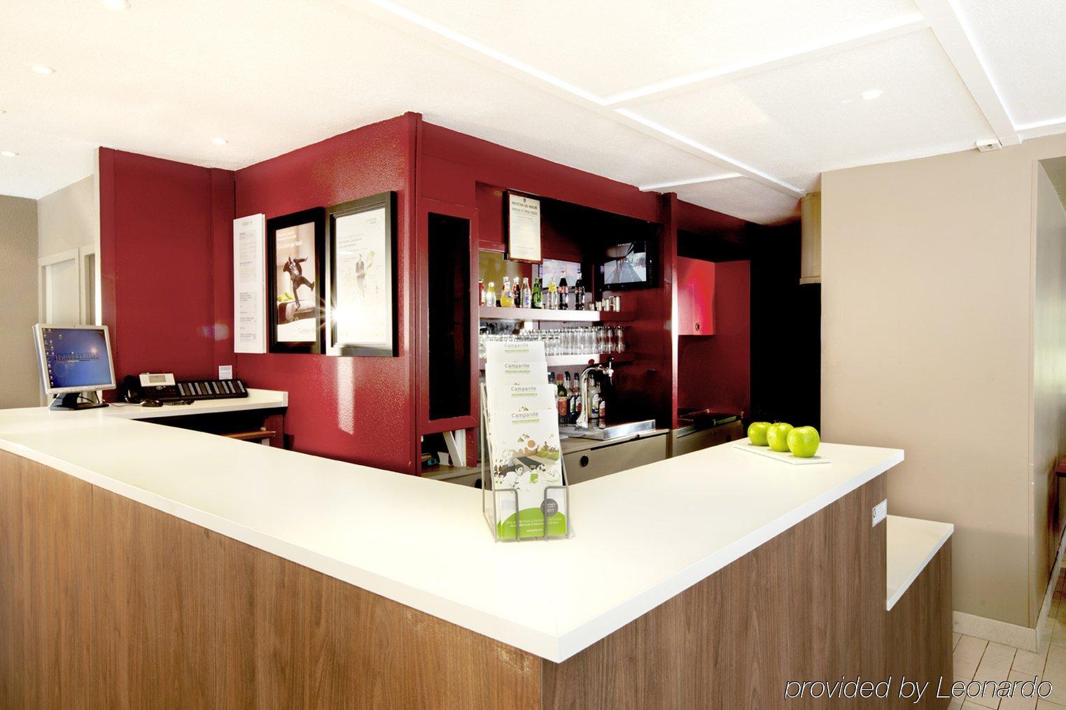 Kyriad Direct Marseille Est La Valentine La Penne-sur-Huveaune Interior foto